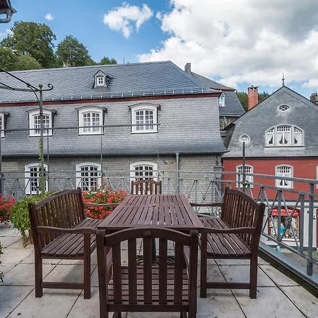 Monstay Ferienwohnung Am Roten Haus Dom wakacyjny *