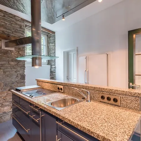 Monstay Ferienwohnung Am Roten Haus